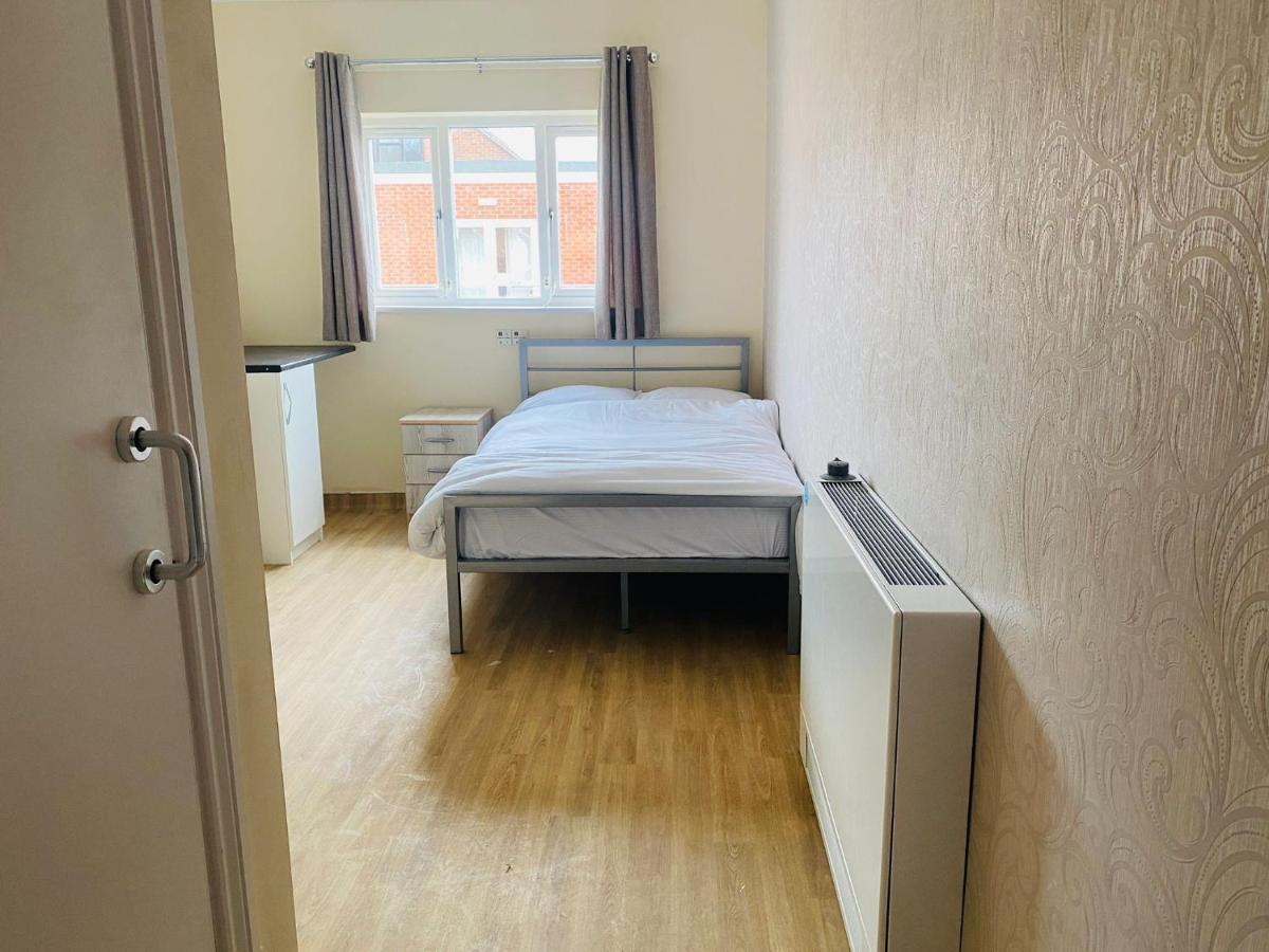 En-Suites Rooms In Northampton Moulton  Екстериор снимка